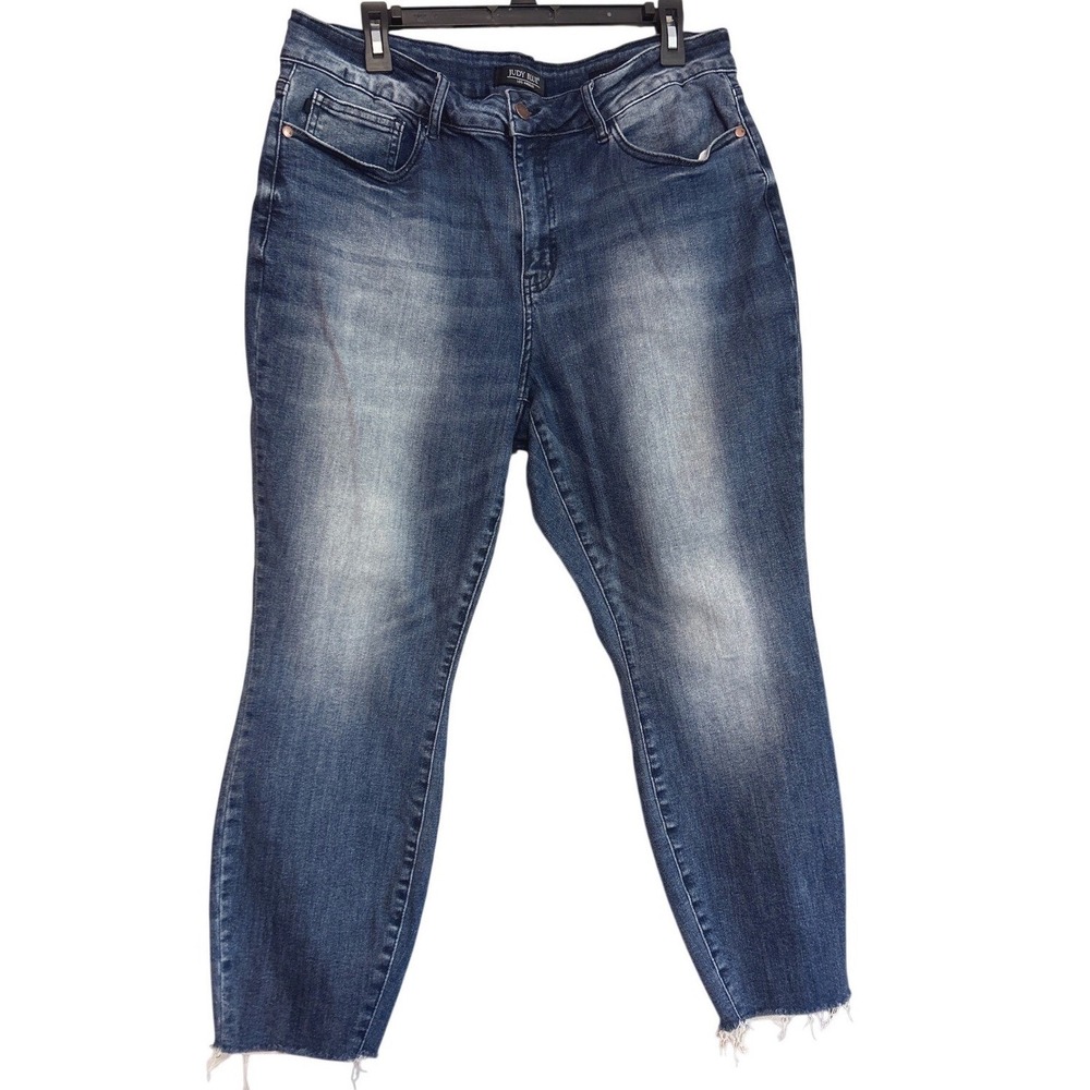 Judy Blue Relaxed Fit Medium Wash Raw Hem Distressed‎ Back Pocket Jeans size 14W